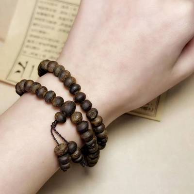 National incense agarwood insect leak scar double circle natural insect leak old material with shape variety