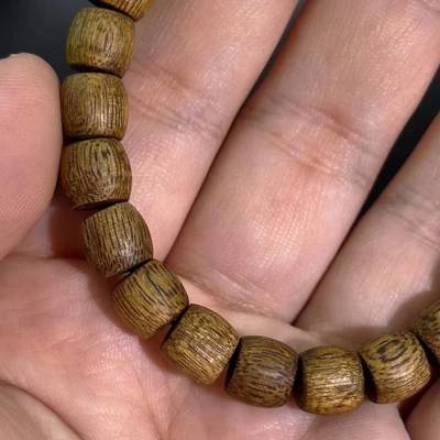 Yingge Green Agarwood 8mm Drum Bead Old Style Bead Bracelet Green Oil King Fresh Fruit Honey Fragrance
