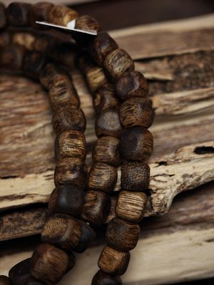 Agarwood Agarwood Square Barrel Beads 8mm x 26 pieces