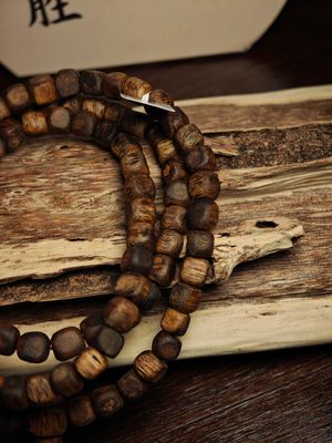 Agarwood Agarwood Square Barrel Beads 8mm x 26 pieces